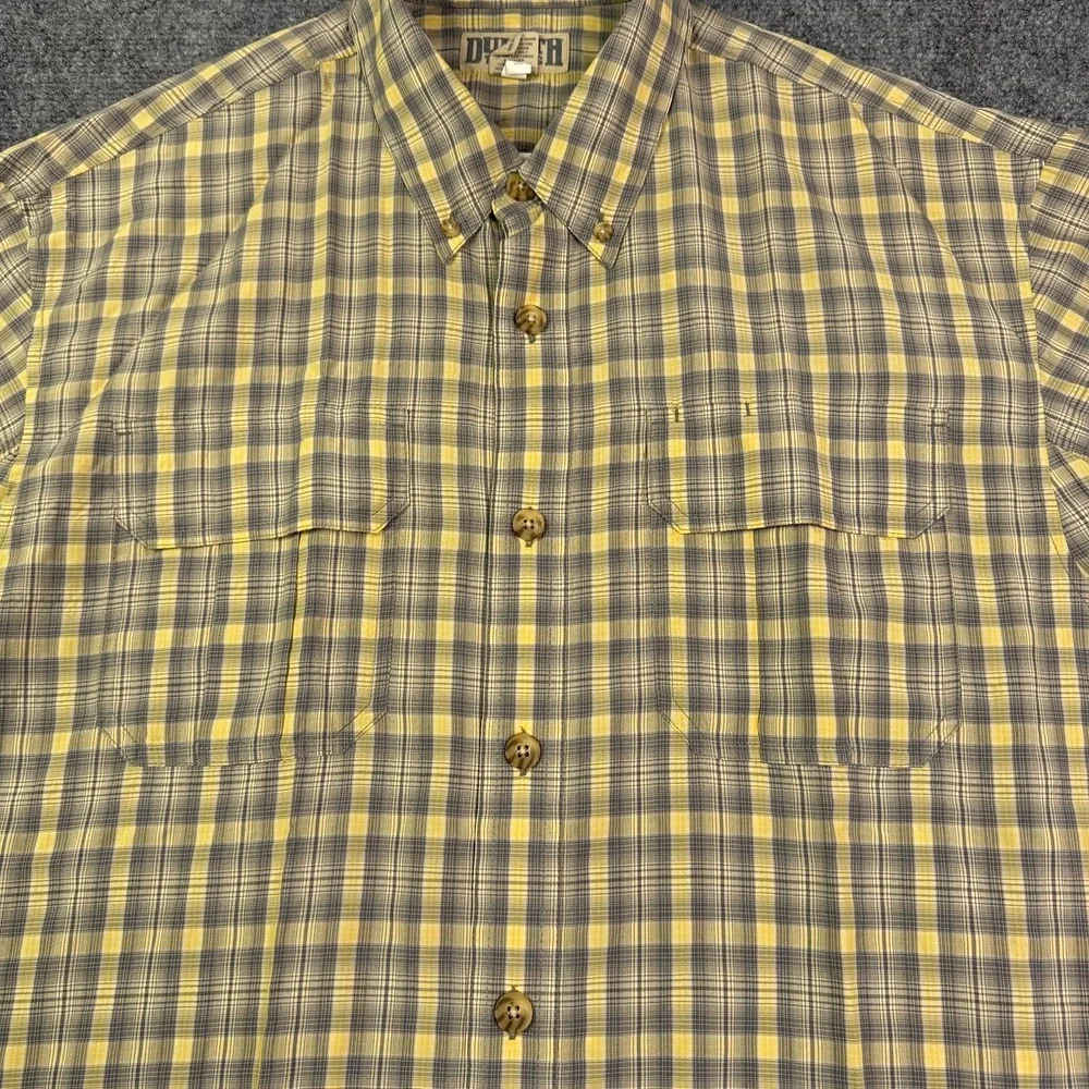 Duluth Trading Shirt Mens XL Plaid Short Sleeve Fishing Hiking Outdoor Nylon